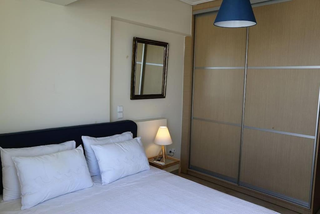 Fly Me To The Moon! Apartment Athens Ngoại thất bức ảnh