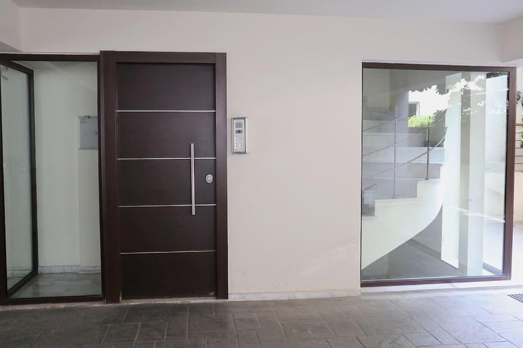 Fly Me To The Moon! Apartment Athens Ngoại thất bức ảnh
