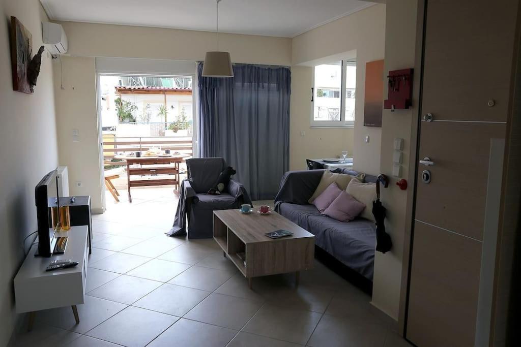 Fly Me To The Moon! Apartment Athens Ngoại thất bức ảnh