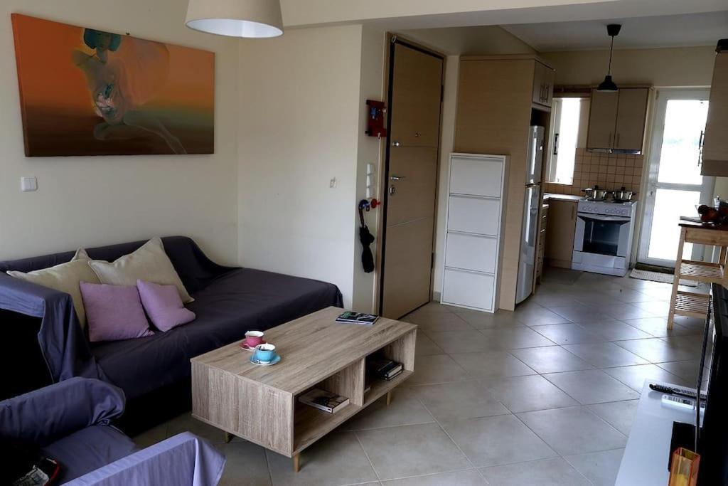 Fly Me To The Moon! Apartment Athens Ngoại thất bức ảnh